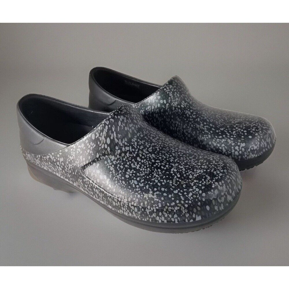 Crocs  Shoes Women's  Size 10 Black Gray Neria Pro II  Non Slip Clogs